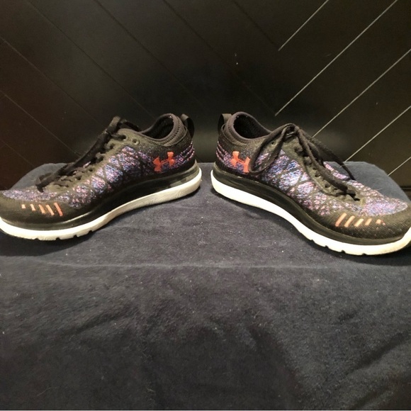 Women’s Under Armour Threadborne Shoes Size 9 - Picture 2 of 8
